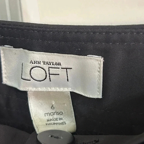 EUC Ann Taylor LOFT black “Marisa” pants. Straight leg. 9” rise. Flat front.Sz 6 - Picture 2 of 12